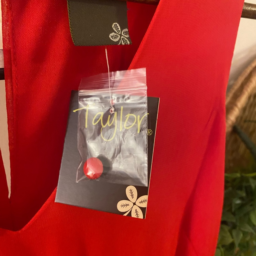 Taylor Dress